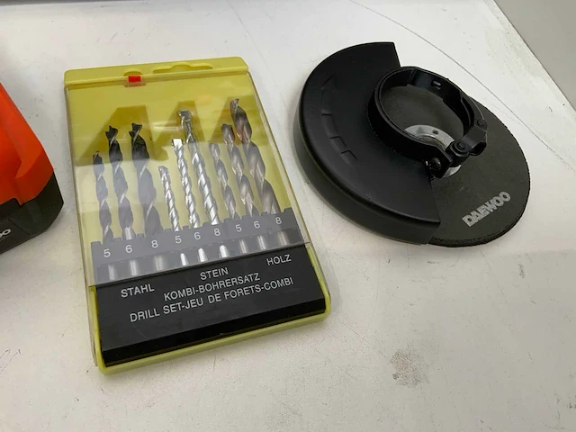 Daewoo - u force 4 in 1 - powertool set - afbeelding 7 van  11