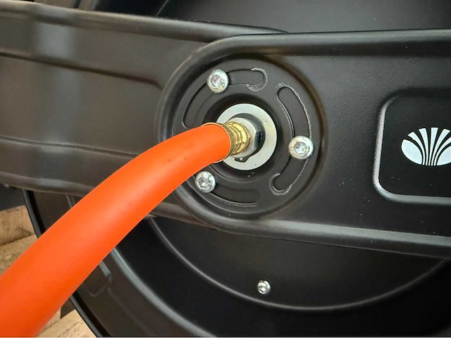 Daewoo 20 meter luchtslanghaspel - afbeelding 13 van  17