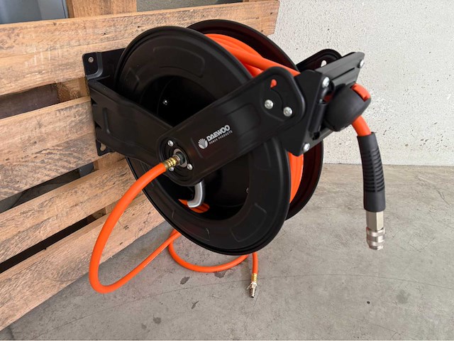 Daewoo 20 meter luchtslanghaspel - afbeelding 13 van  17