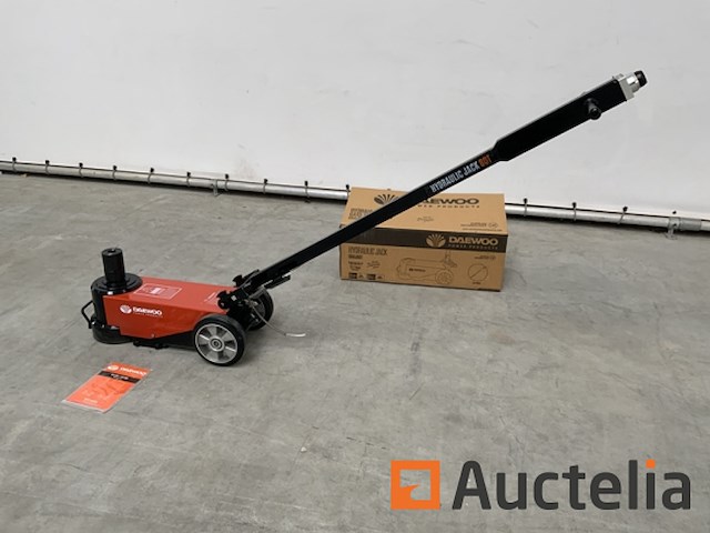 Daewoo 80t. dahj garage krik - afbeelding 1 van  12