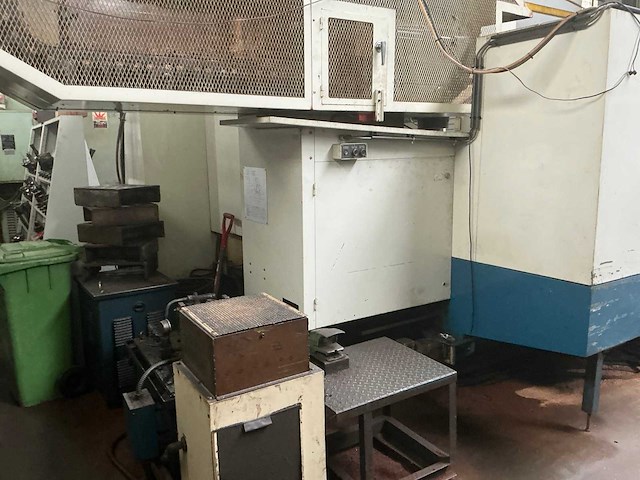 Daewoo ace-v65 cnc verticaal bewerkingscentra - afbeelding 5 van  9