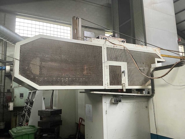 Daewoo ace-v65 cnc verticaal bewerkingscentra - afbeelding 6 van  9