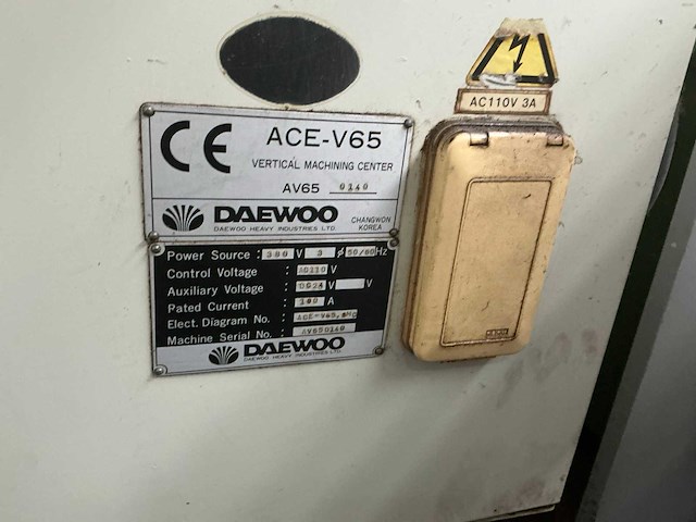 Daewoo ace-v65 cnc verticaal bewerkingscentra - afbeelding 9 van  9