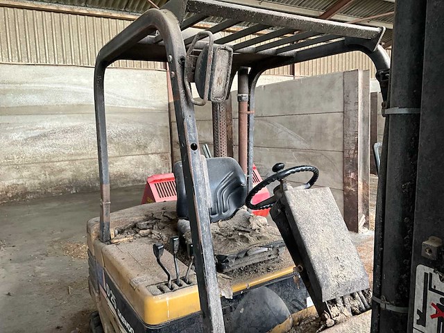 Daewoo d25 vorkheftruck - afbeelding 9 van  17