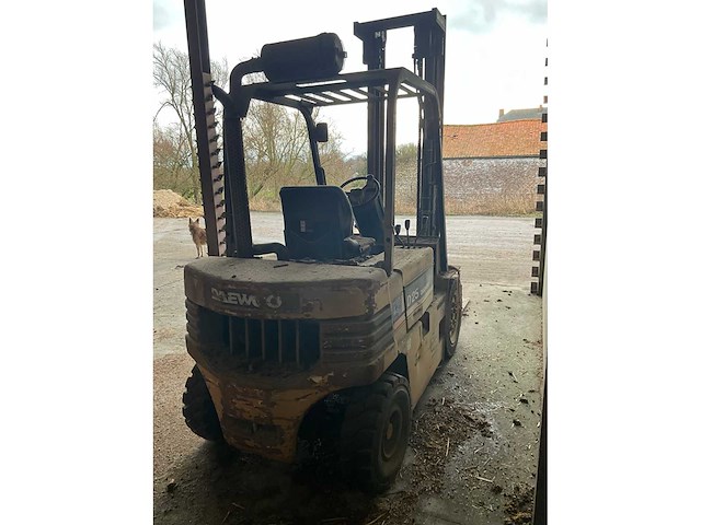 Daewoo d25 vorkheftruck - afbeelding 13 van  17