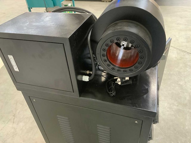 Daewoo da5100-hc hydraulische slangenpers - afbeelding 9 van  9