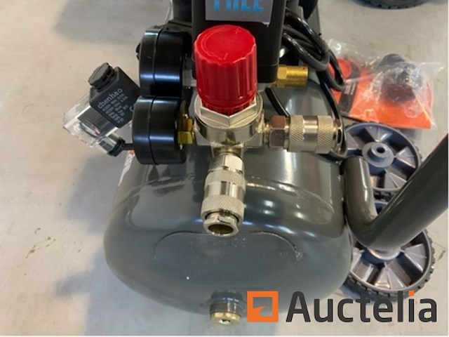 Daewoo daax 24l luchtcompressor - afbeelding 3 van  7