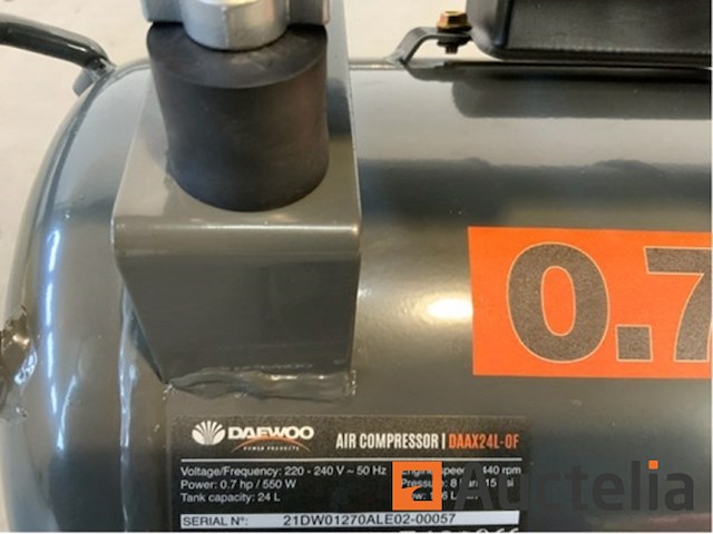 Daewoo daax 24l luchtcompressor - afbeelding 4 van  7