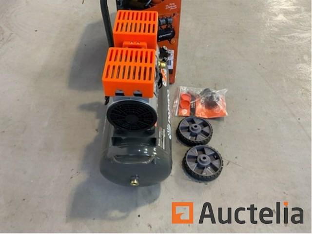 Daewoo daax 24l luchtcompressor - afbeelding 7 van  7