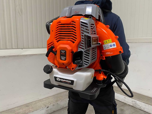 Daewoo dabl7662 benzine bladblazer - afbeelding 11 van  17