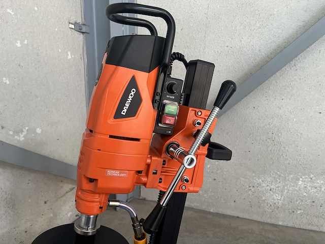 Daewoo dadk-d230be diamant kernboormachine - afbeelding 7 van  9
