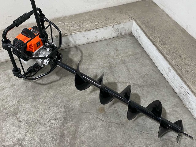 Daewoo daeaxb520 benzine grondboor - afbeelding 3 van  9