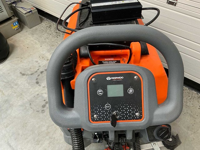 Daewoo dafl50a schuurmachine - afbeelding 3 van  5