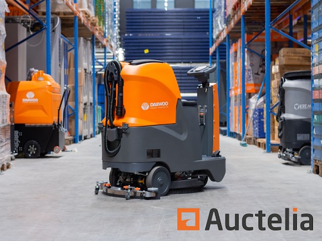 Daewoo dafr70 zit-schrobmachine - afbeelding 9 van  19