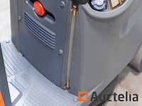 Daewoo dafr70 zit-schrobmachine - afbeelding 6 van  19