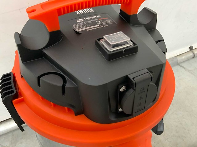 Daewoo davc1200-30l industriële nat- droogstofzuiger - afbeelding 3 van  14