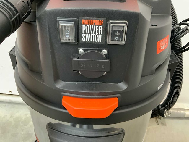 Daewoo davc2400-60l industriële nat- droogstofzuiger - afbeelding 1 van  4