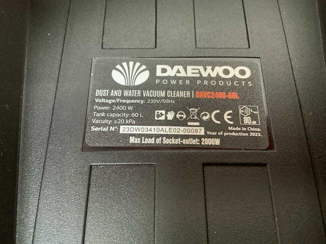 Daewoo davc2400-60l industriële nat- droogstofzuiger - afbeelding 2 van  4