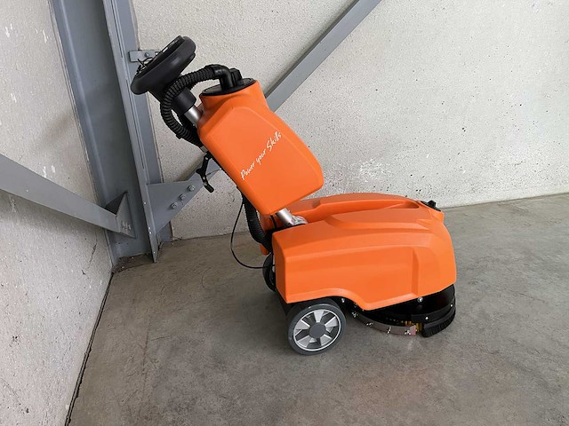 Daewoo daxm30 vloerschrobmachine - afbeelding 8 van  8
