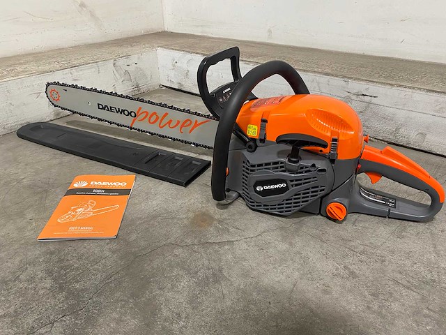 Daewoo dcs6524 benzine kettingzaag - afbeelding 1 van  6