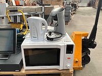 Daewoo microgolfoven, waterkoker en koffieapparaat - afbeelding 1 van  4
