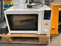 Daewoo microgolfoven, waterkoker en koffieapparaat - afbeelding 2 van  4