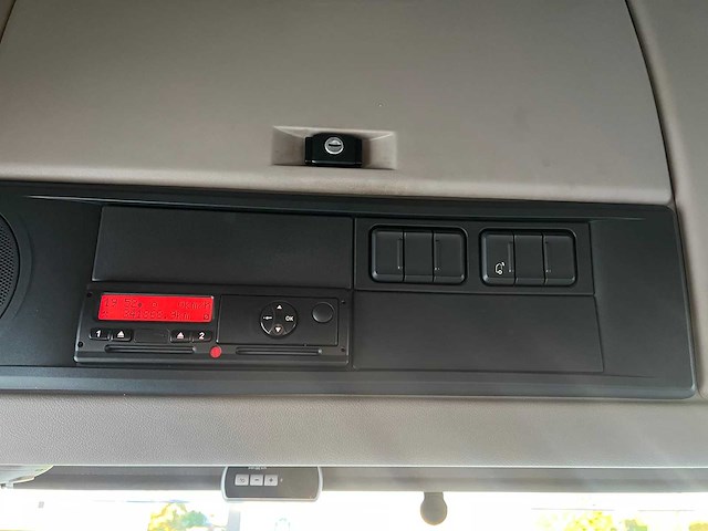 Daf - 2015 - xf460 - vrachtwagen - afbeelding 21 van  37