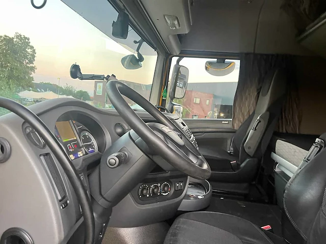 Daf - 2016 - xf440 - vrachtwagen - afbeelding 15 van  40