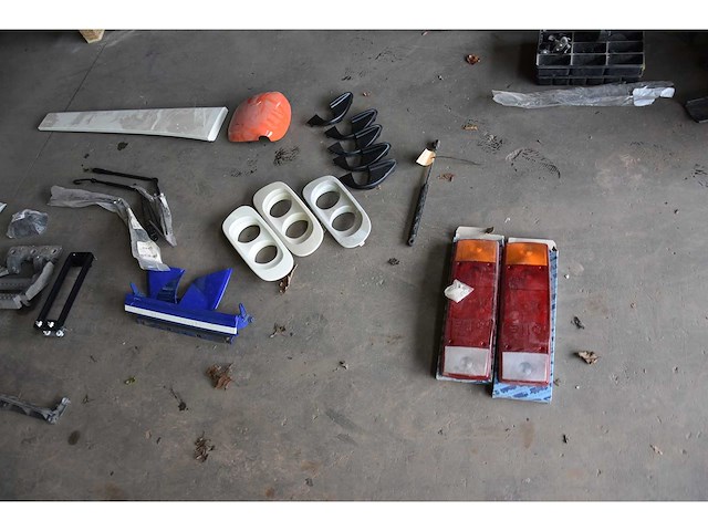 Daf lot carrosserieonderdelen - afbeelding 7 van  11