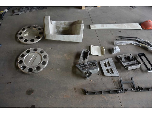 Daf lot carrosserieonderdelen - afbeelding 9 van  11