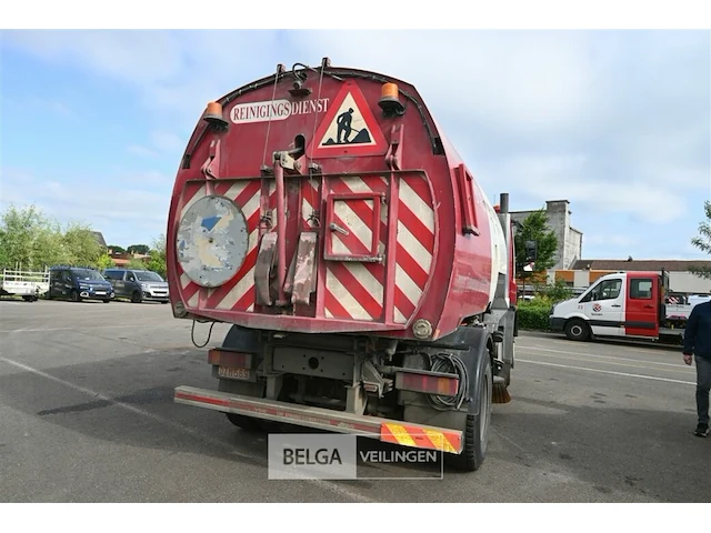 Daf veegwagen/vrachtwagen met itm opbouw - afbeelding 17 van  27