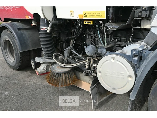 Daf veegwagen/vrachtwagen met itm opbouw - afbeelding 21 van  27