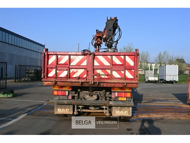 Daf vrachtwagen met laadkraan - afbeelding 27 van  38