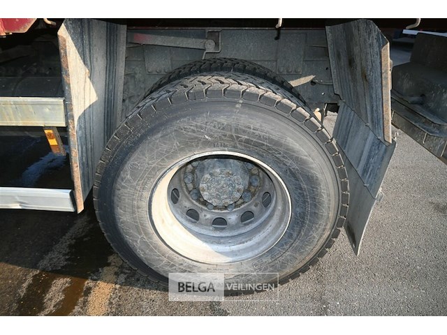 Daf vrachtwagen met laadkraan - afbeelding 37 van  38