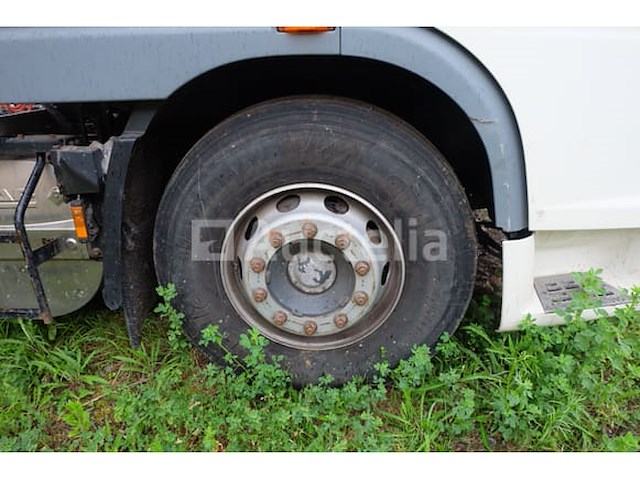 Daf xf 105.460 trekker (2010-618.326 km) - afbeelding 13 van  36