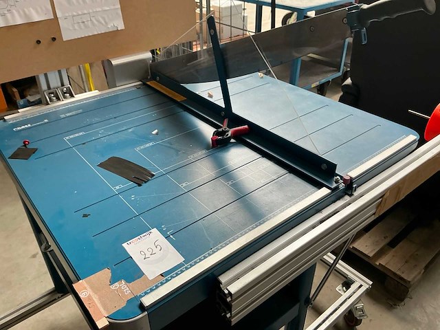 Dahle manuele guillotineschaar - afbeelding 4 van  7