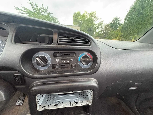 Daihatsu - cuore - 1.0-12v rti - car - 1999 - afbeelding 10 van  21