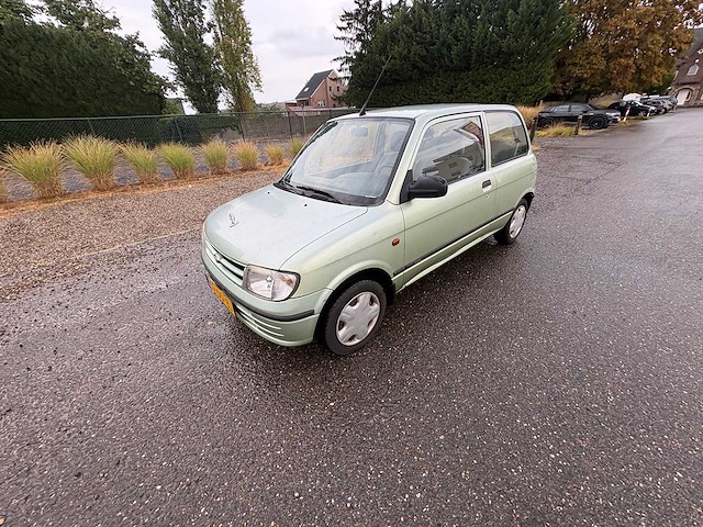 Daihatsu - cuore - 1.0-12v rti - car - 1999 - afbeelding 14 van  20