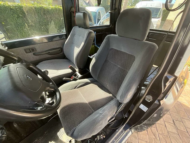 Daihatsu jeep - afbeelding 2 van  49