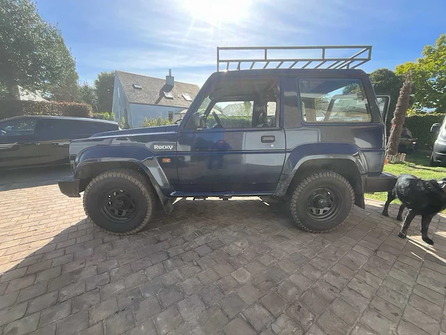 Daihatsu jeep - afbeelding 12 van  49