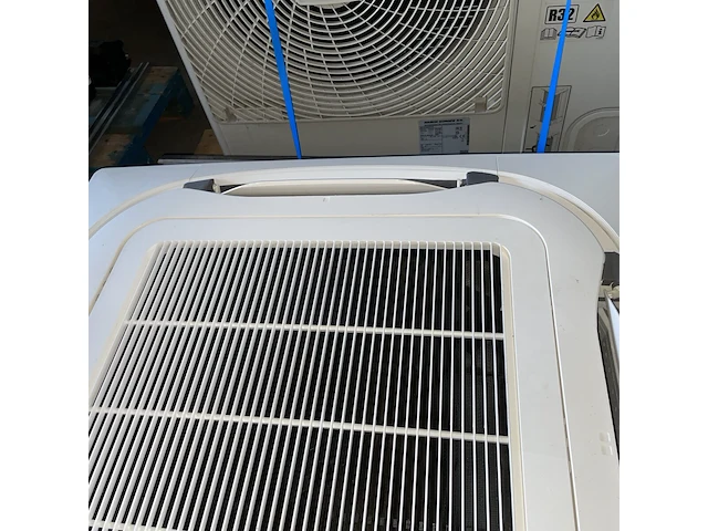 Daikin airco met buitenunit, bouwjaar 01/2024 - afbeelding 9 van  15