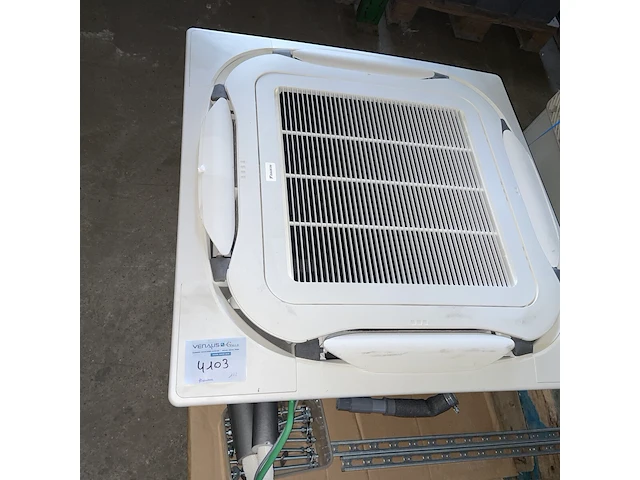 Daikin airco met buitenunit, bouwjaar 01/2024 - afbeelding 4 van  10