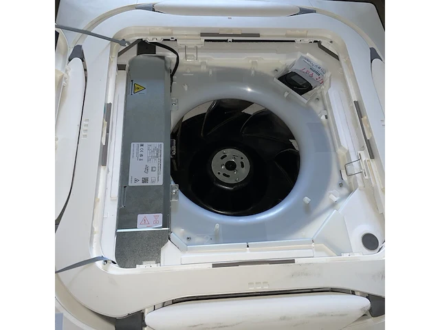Daikin airco met buitenunit, bouwjaar 01/2024 - afbeelding 7 van  10