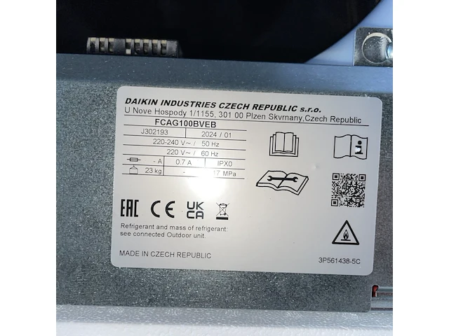 Daikin airco met buitenunit, bouwjaar 01/2024 - afbeelding 8 van  10