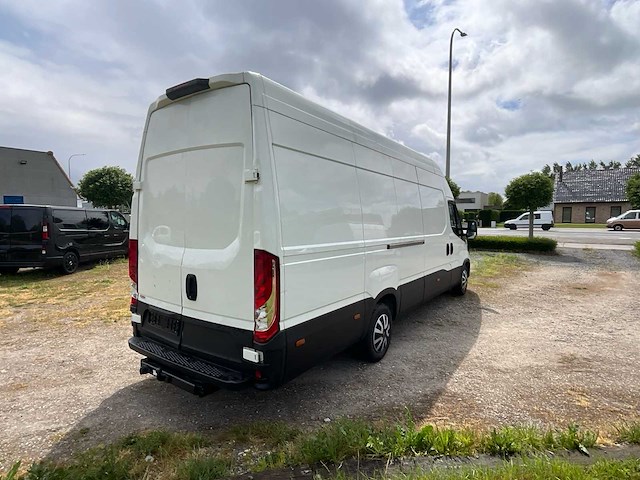Daily 35s16 lichte vrachtwagen iveco - afbeelding 36 van  40
