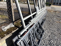 Dakgalerij en glazen deur voor bestelwagens - afbeelding 2 van  11