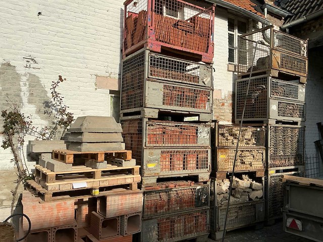 Dakpannen dakmateriaal (1273x) - afbeelding 1 van  8