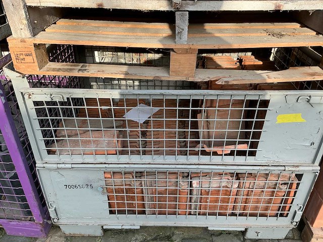 Dakpannenn - afbeelding 1 van  4