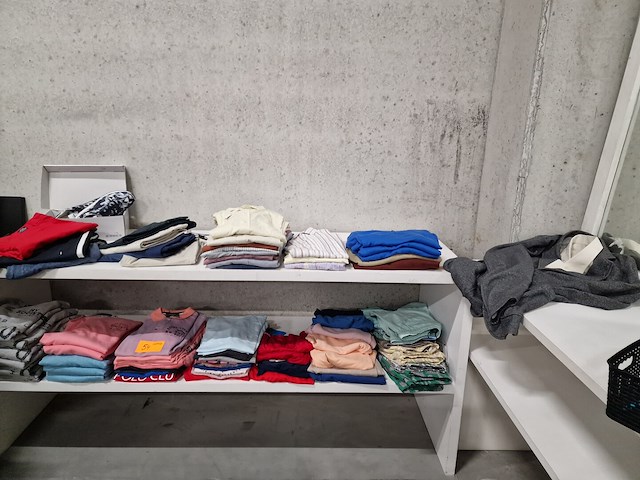 Dames- en herenkledij - afbeelding 1 van  17