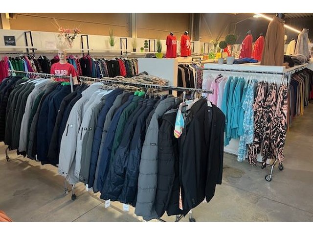 Dames- & herenkledij - afbeelding 6 van  10